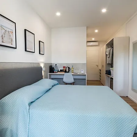 Harbor - Cala Gonone