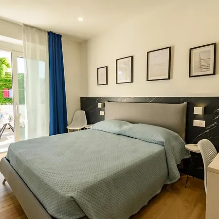 Konukevi Harbor - Cala Gonone